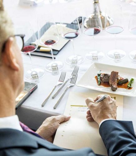 About FINE Club - Academy